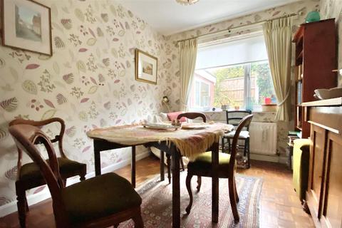 3 bedroom detached bungalow for sale - Mossbank Way, Shrewsbury