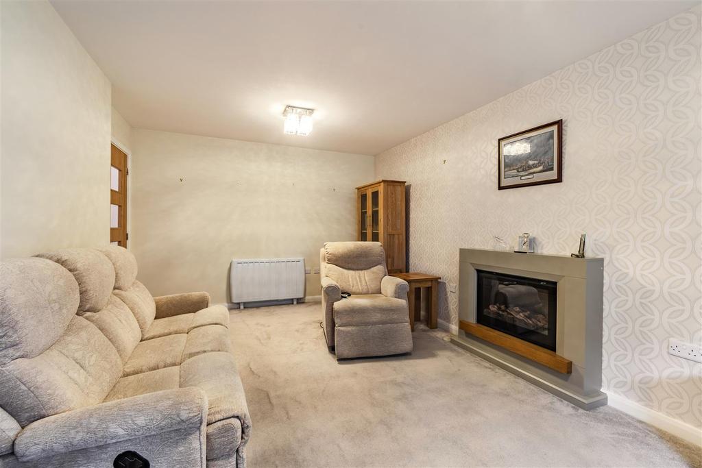 Living area.jpg