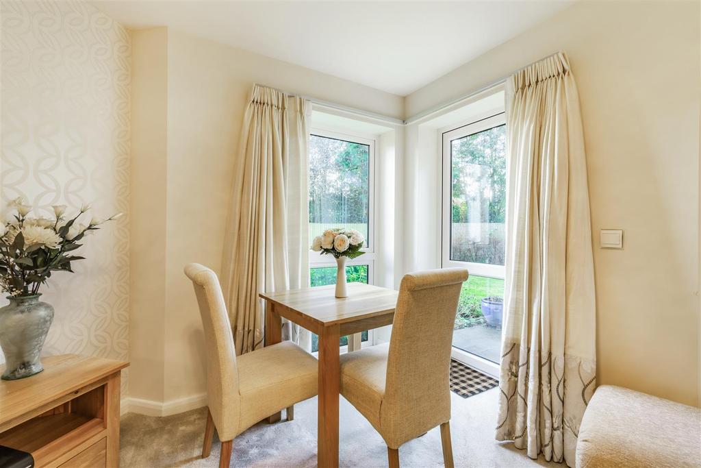 Dining area.jpg