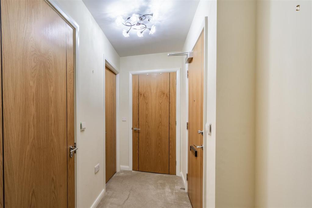 Hallway.jpg