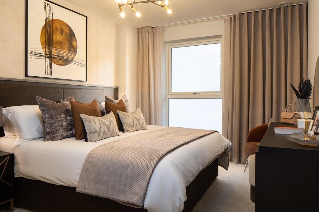 Western circus show apartment bedroom1