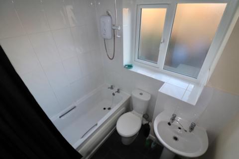 1 bedroom terraced house to rent, Longford Avenue, Little Billing, Northampton, NN3