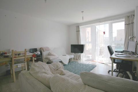 1 bedroom apartment to rent, Dean Path, Dagenham, RM8