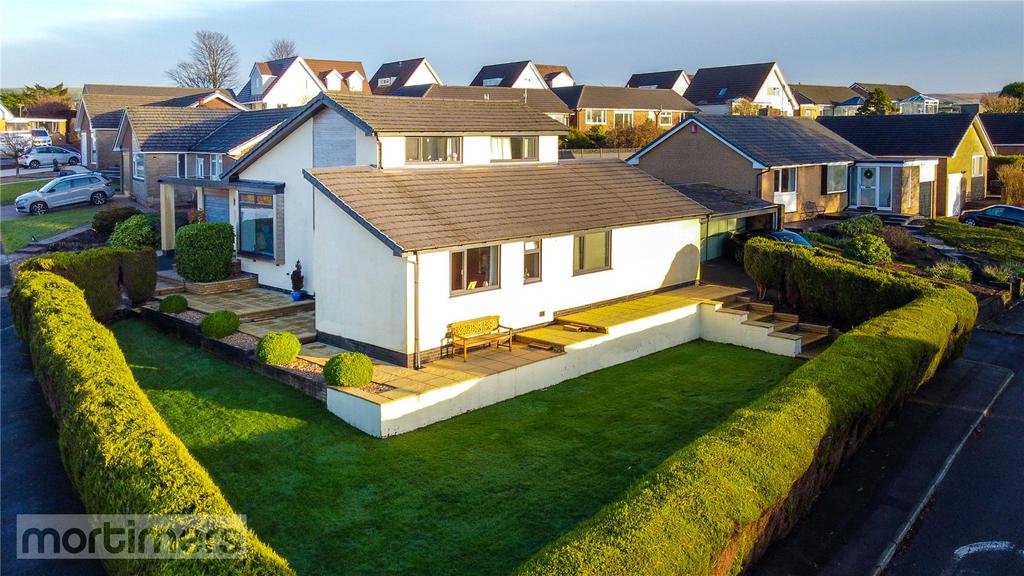 Partridge Drive, Baxenden... 4 bed detached bungalow £430,000