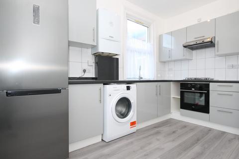 1 bedroom flat to rent, Kitchener Road, Seven Sisters, N17
