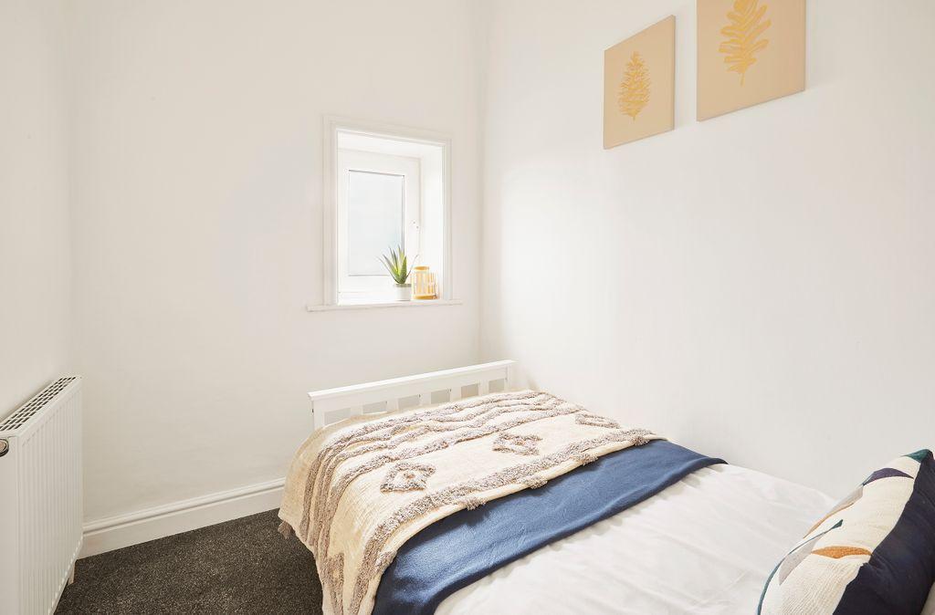 Bedroom 2 (Single)