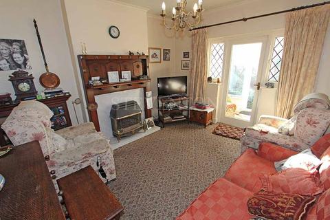 51 Birches Barn Avenue, Wolverhampton, WV3 7BT