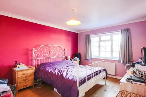 4 bedroom detached house for sale - Milton Crescent, East Grinstead, West Sussex