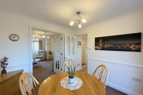 14 Cabin Close, Carlton Colville, Lowestoft, NR33 8GW
