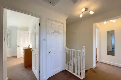 14 Cabin Close, Carlton Colville, Lowestoft, NR33 8GW