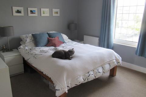 31 Francis Road, Wallington, SM6 9AS