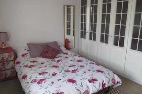 31 Francis Road, Wallington, SM6 9AS