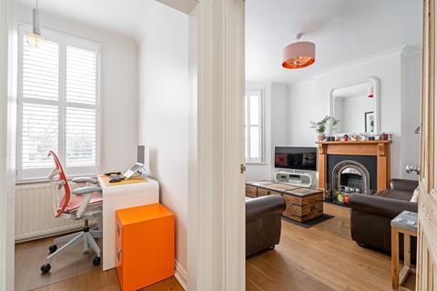 4 Voluntary Place, London, E11 2RP