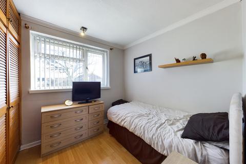 6 Cedar Avenue, Ruislip, HA4 6UH