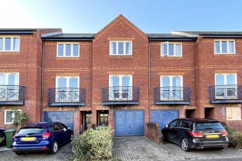 8, Maritime Court Haven Road, Exeter, EX2 8GP