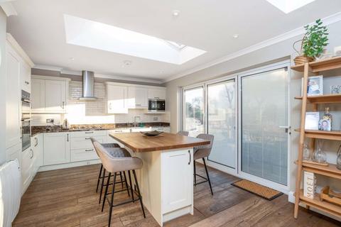 62 Bladindon Drive, Bexley, DA5 3BN