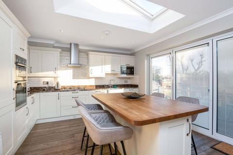 62 Bladindon Drive, Bexley, DA5 3BN