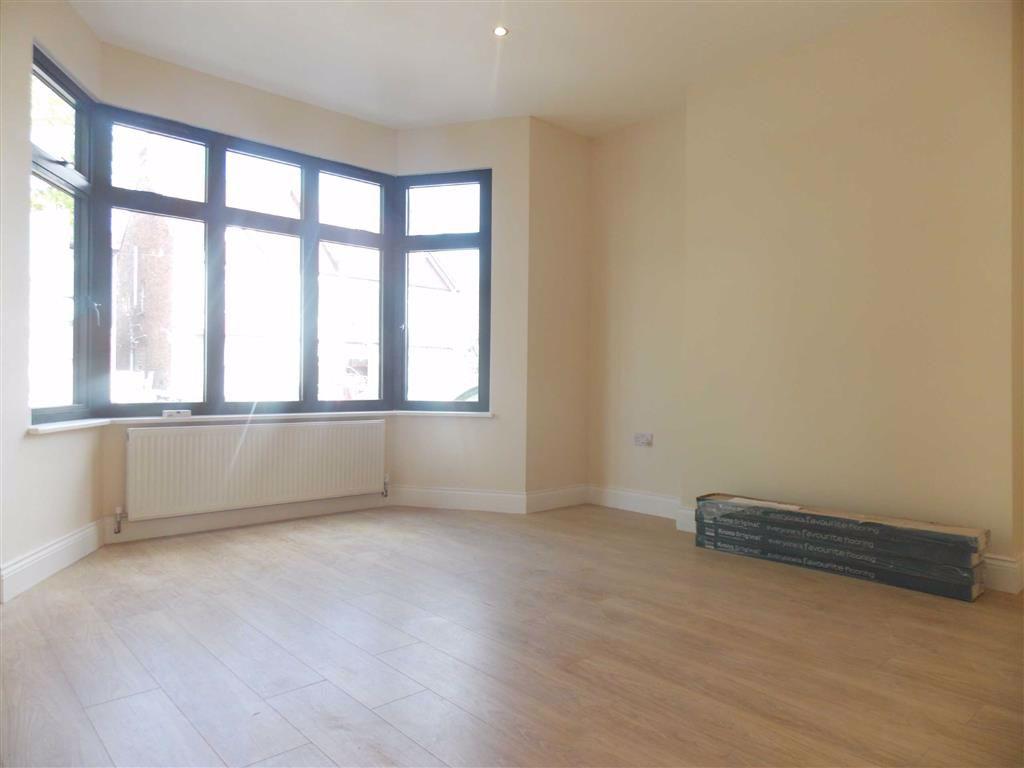 Eagle Road, Wembley, Middlesex 5 bed semidetached house £2,750 pcm