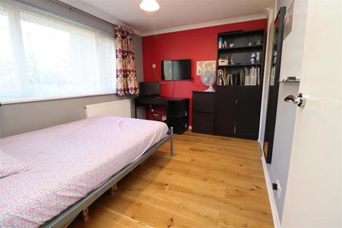 32 Pennyfields, Warley, Brentwood, CM14 5JP