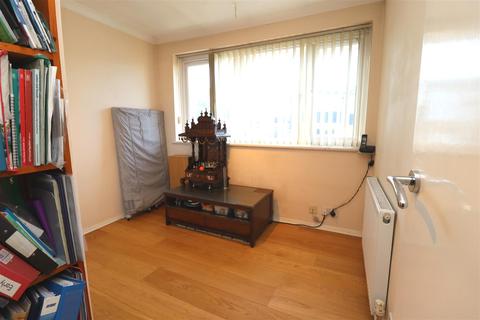 32 Pennyfields, Warley, Brentwood, CM14 5JP
