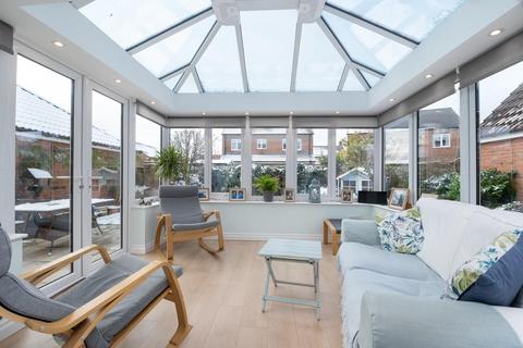 22 Longbridge Drive, Easingwold, York, YO61 3FH
