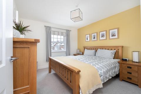 22 Longbridge Drive, Easingwold, York, YO61 3FH