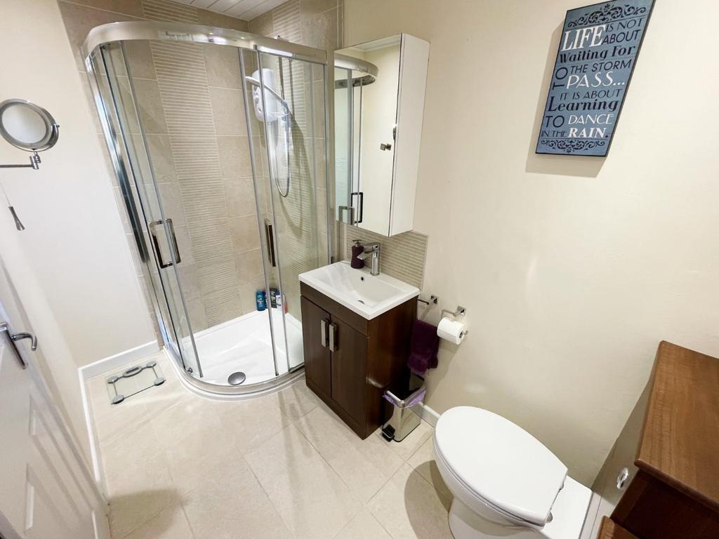 En suite shower room
