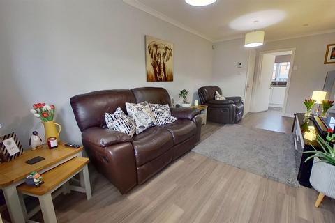 2 bedroom end of terrace house for sale - Byrehope Road, Uphall