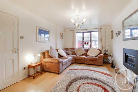 1 Austhorpe Gardens, Leeds, LS15 8TF