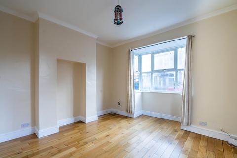 3 bedroom end of terrace house for sale - Gray Street, York