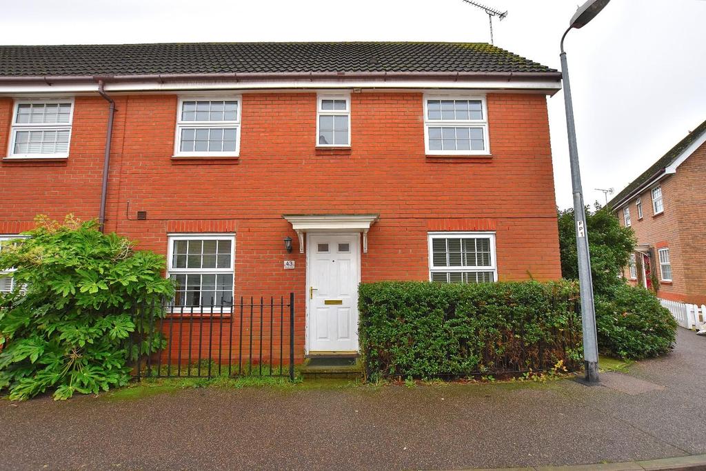 Gulls Croft, Braintree 3 bed end of terrace house £1,100 pcm (£254 pw)