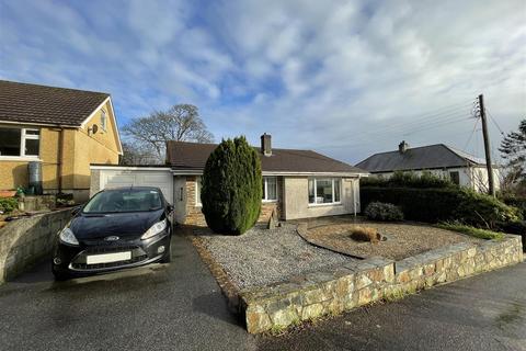 19 Menacuddle Lane, St Austell, PL25 5QN