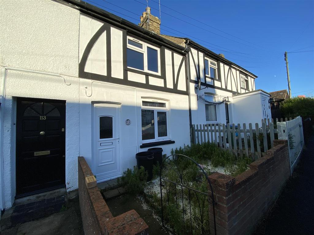 New Road, South Darenth, Kent 2 bed terraced house £1,000 pcm (£231 pw)
