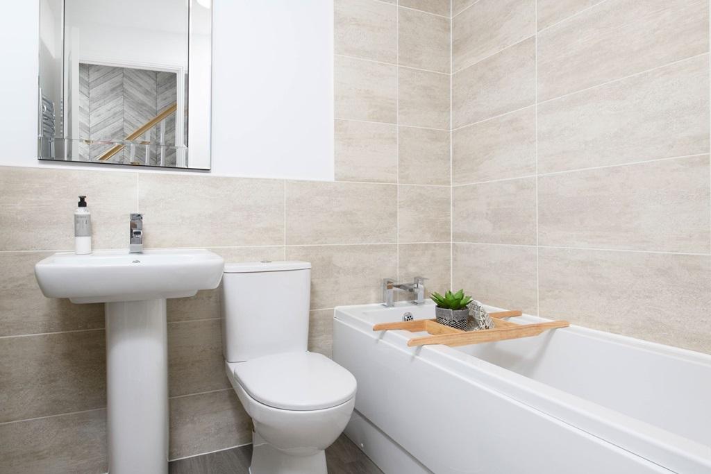 Fircroft 6 bed home Bathroom