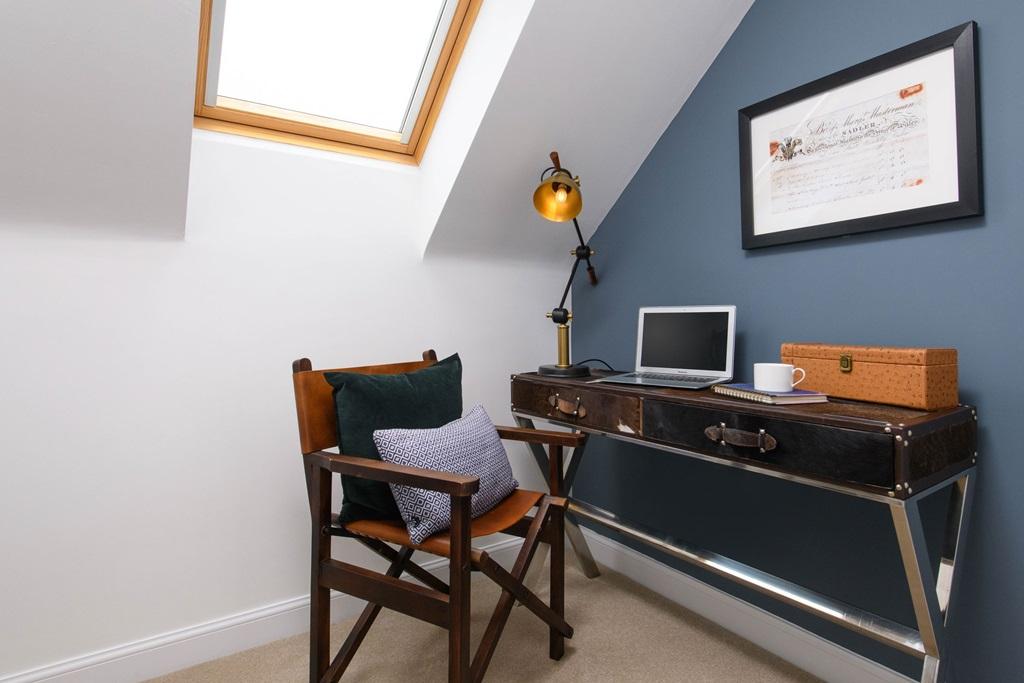 Fircroft 6 bed home study