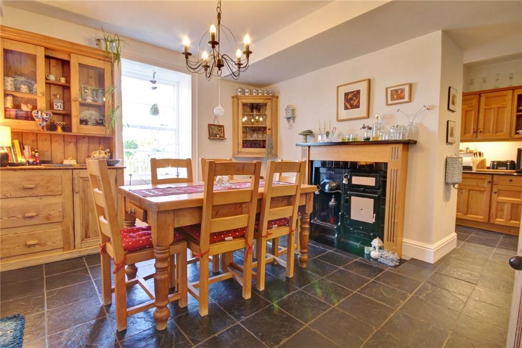 Breakfast Room
