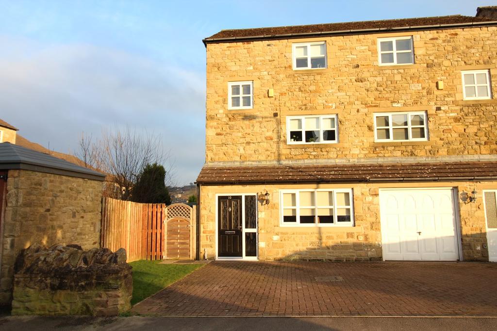 Pepper Hill Lea, Keighley, BD22 4 bed semidetached house £185,000