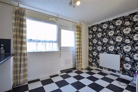 3 Alfoxden, Wellingborough, NN8 3DY