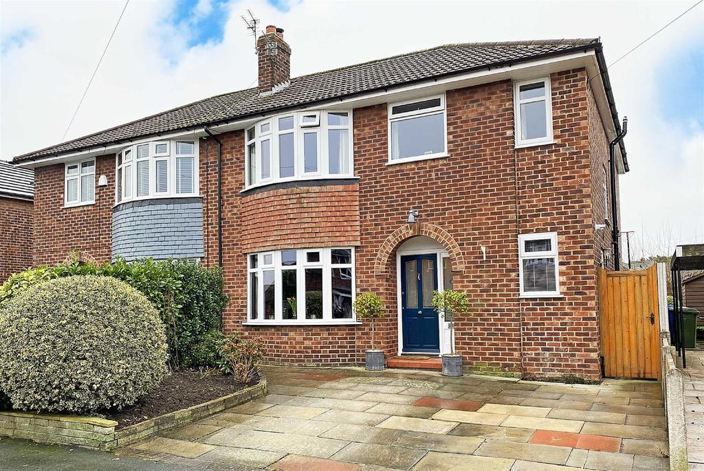 Lorraine Road, Timperley 4 bed semidetached house £550,000