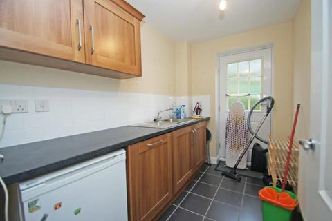 12 Alnwick View, Leeds, LS16 5RP