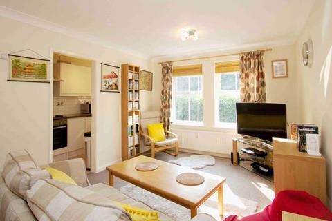 25, Bridgewater Court Grove Lane, Leeds, LS6 4AQ