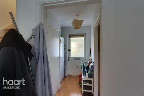 8 Belvedere Close, Guildford, GU2 9NP