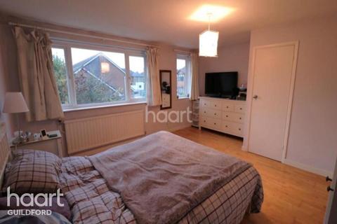8 Belvedere Close, Guildford, GU2 9NP