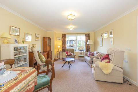 2 bedroom retirement property for sale - Lea Springs, Harpenden
