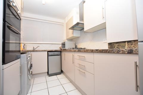 2 bedroom flat to rent - Parkwood Copers Cope Road BR3