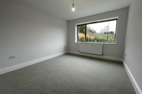 1 bedroom flat to rent - Ballards Rise, South Croydon