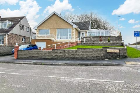1 Cleviston Park, Llangennech, Llanelli, SA14 9UW