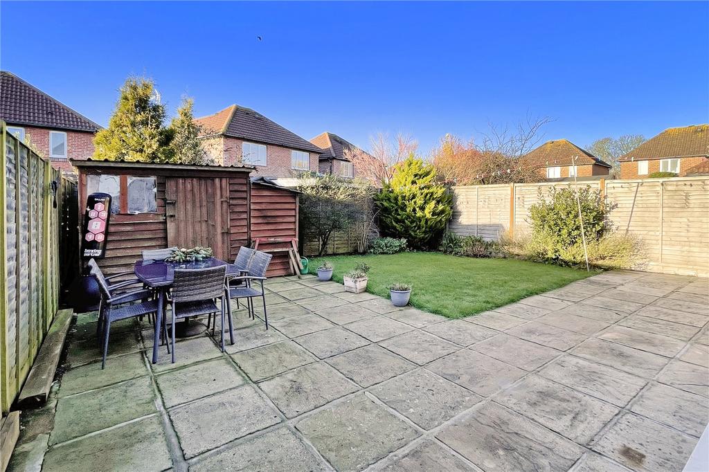 Wilton Drive, Rustington, Littlehampton 4 bed detached house £430,000