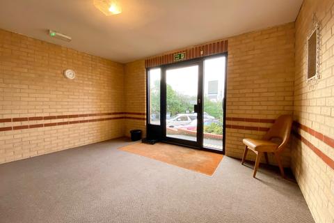 Flat 18, Alexandra Court Alexandra Road, Barnstaple, EX32 8AZ
