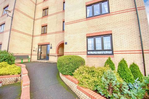 Flat 18, Alexandra Court Alexandra Road, Barnstaple, EX32 8AZ